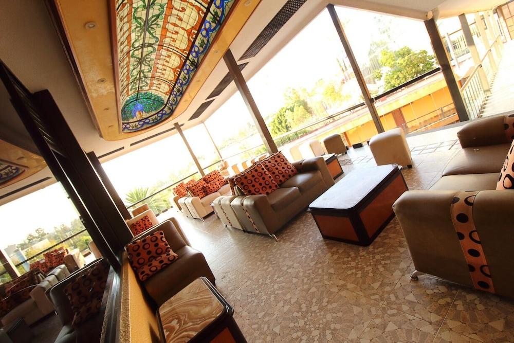 Hotel Lastra 푸에블라 외부 사진